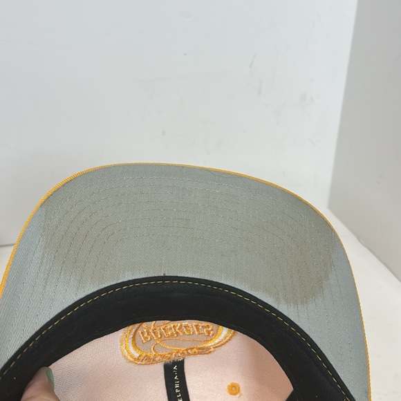 Mitchell & Ness Houston Rockets Fitted Cap - Picture 4 of 4